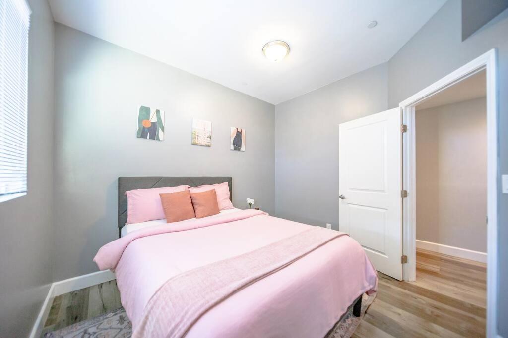4bd Townhome Sleeps 10 Near Usc/dtla/expo Apartment *